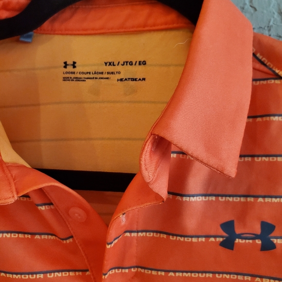 Under Armour kids golf shirt. Size YXL. NWOT - Picture 3 of 4
